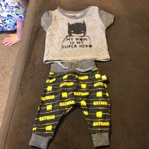 Batman 0-3 months. Worn once.